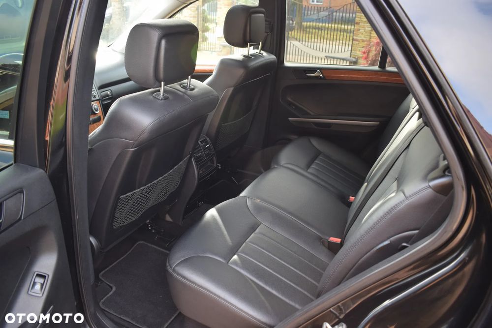 Mercedes-Benz ML - 21