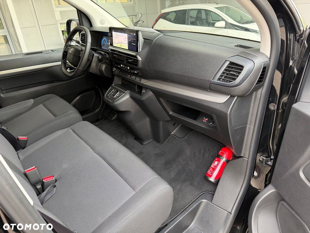Toyota Proace Verso - 19