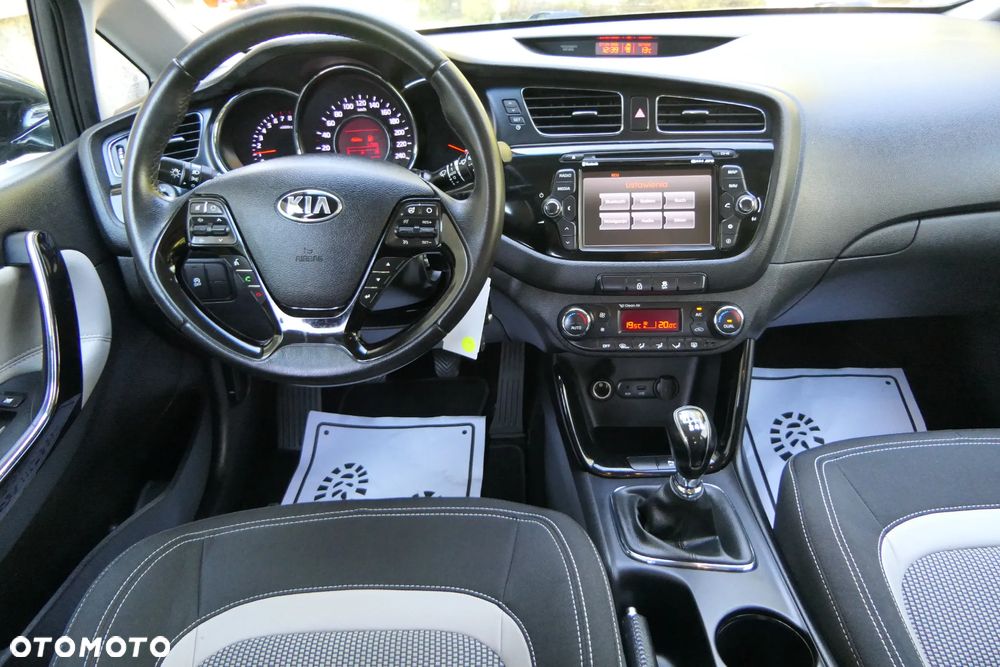 Kia Ceed 1.6 GDI L - 2
