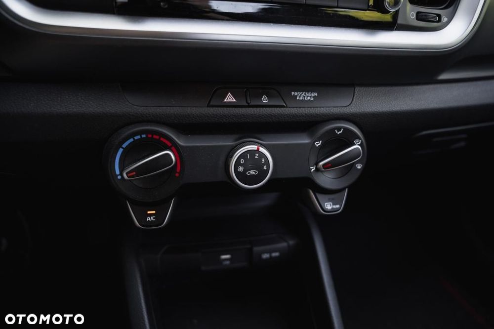 Kia Stonic - 18