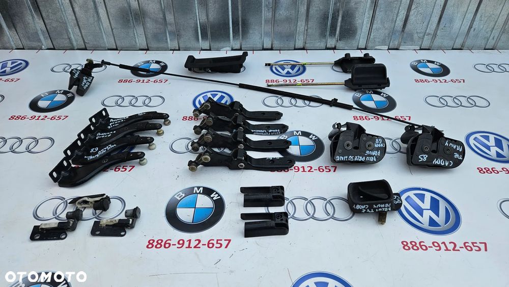 VW Caddy 2K III 2003- Rolka drzwi przesuwnych prawych Rolki drzwi przesuwnych prawych Prowadnica prawa Zamek Rygiel Mocowanie Obudowa Klamka odbojnik - 1