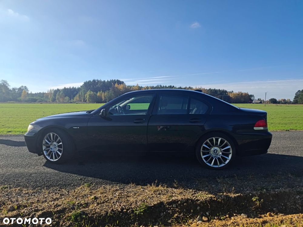 BMW Seria 7 2004 photo 2