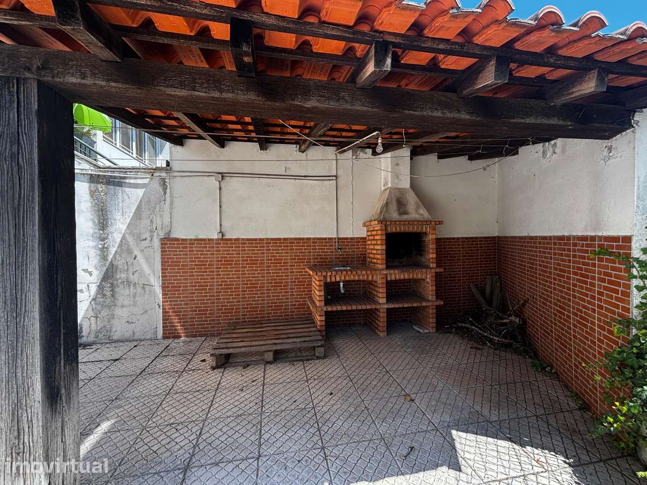 Moradia T4 com Espaço Exterior e Churrasqueira - Abraveses - Viseu - Grande imagem: 3/19