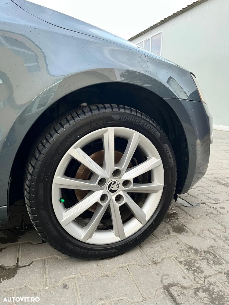 Skoda Octavia 1.6 TDI AMBITION - 5