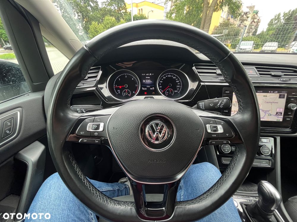 Volkswagen Touran 2.0 TDI SCR (BlueMotion Technology) DSG Highline - 14