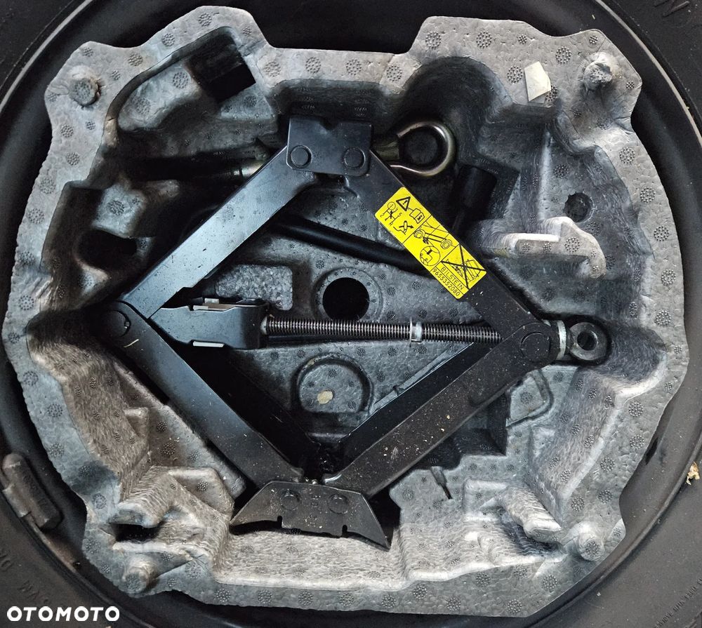 Citroen C5 I II lewarek klucz koła zaczep ucho