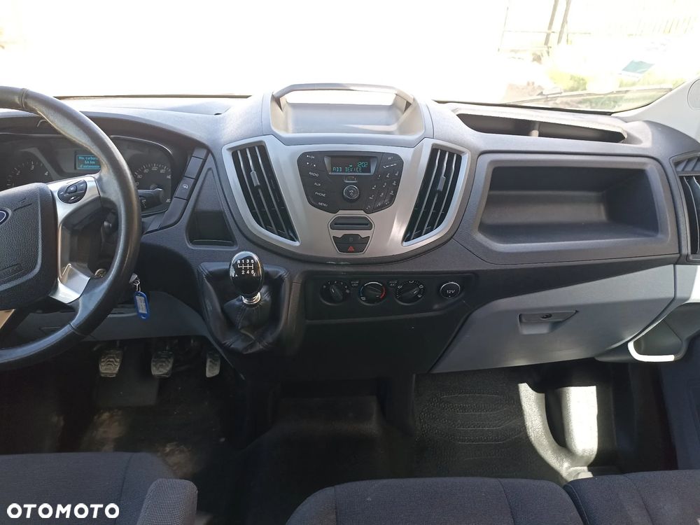 Ford TRANSIT - 11
