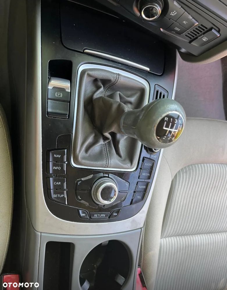 Audi A4 2.0 TDI - 10
