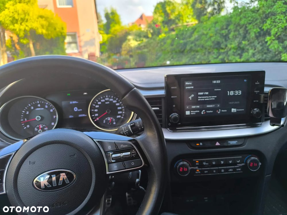 Kia XCeed 1.5 T-GDI M - 3