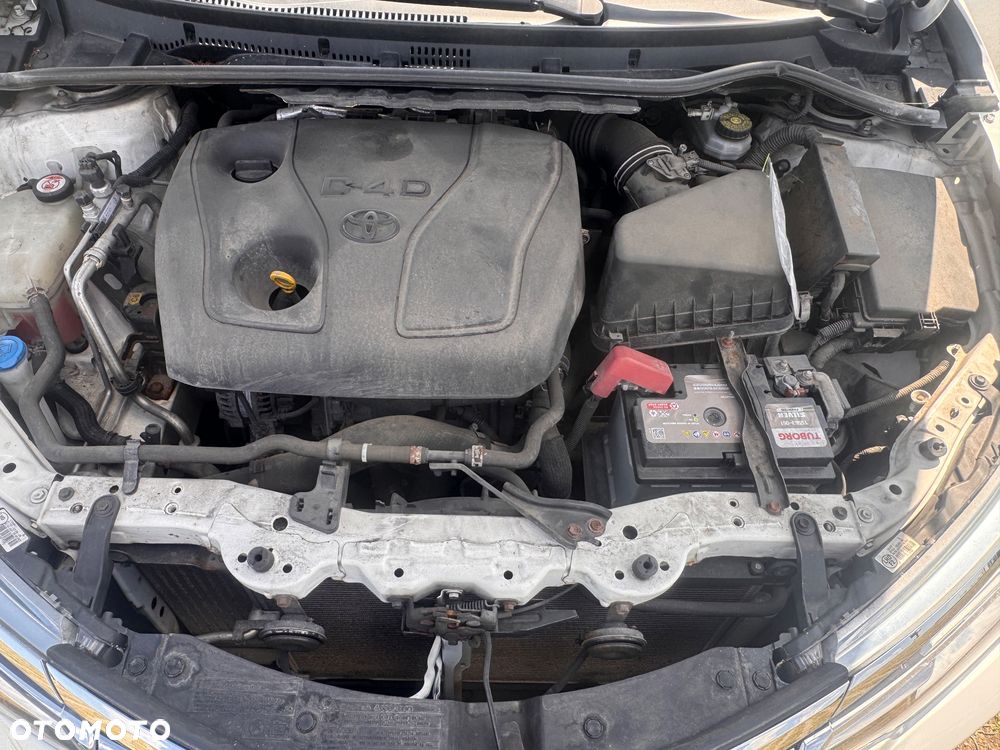 Toyota Corolla 1.4 D-4D Comfort - 26