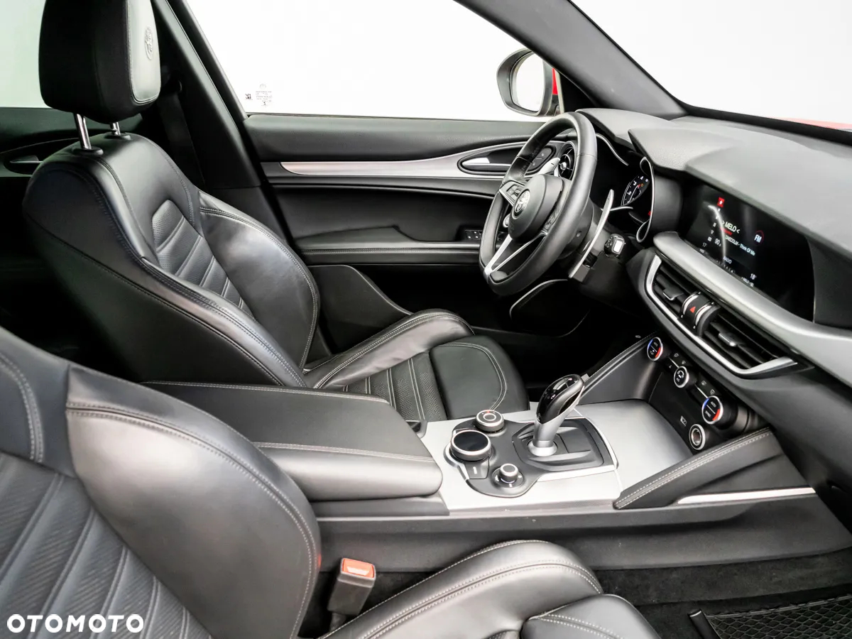 Alfa Romeo Stelvio 2.0 Turbo Executive Q4 - 15