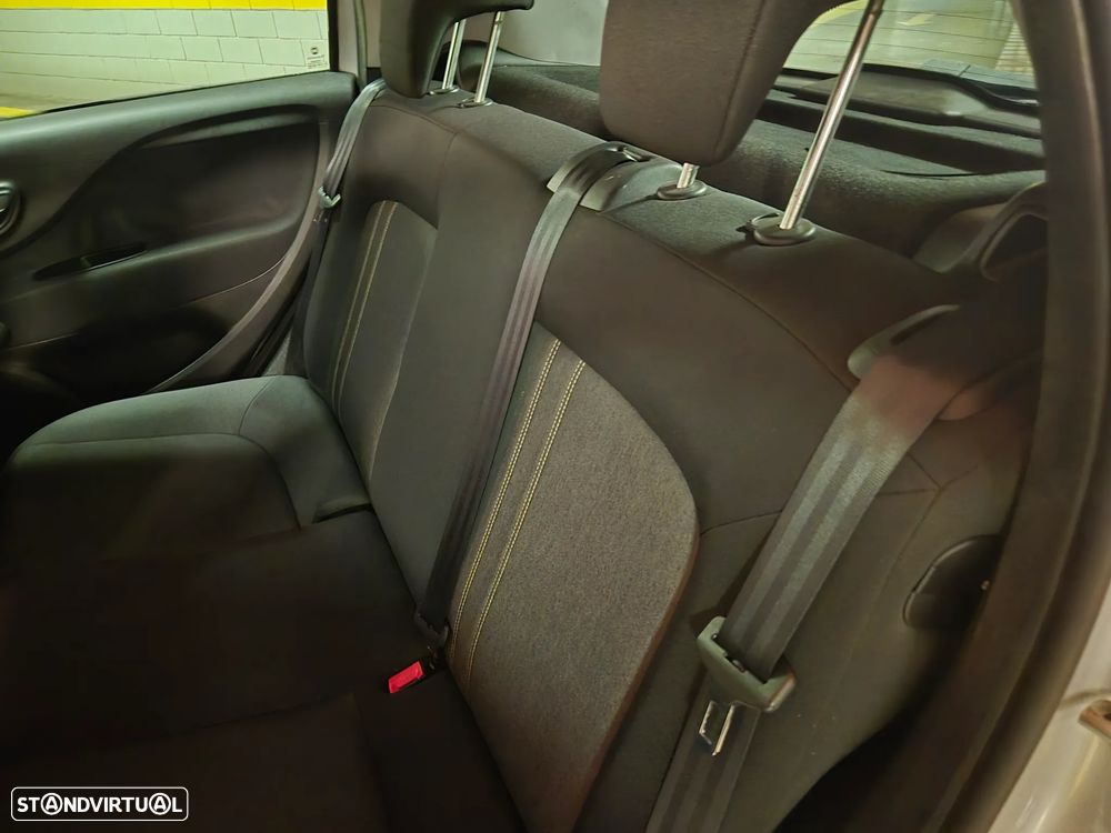 Fiat Punto 1.2 Young II S&S - 28