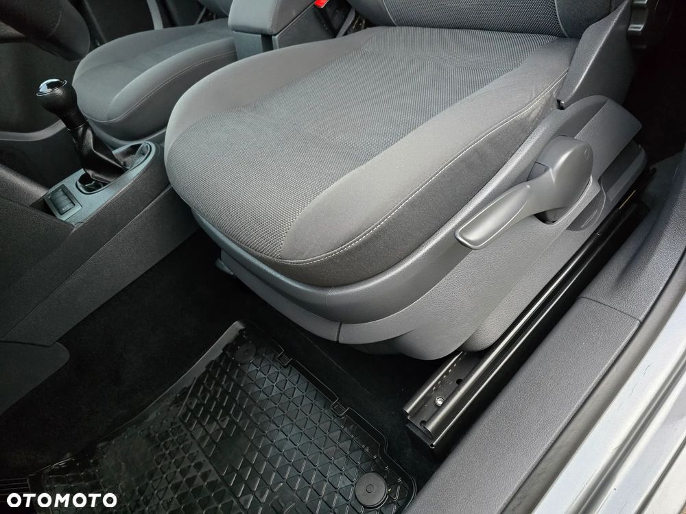 Volkswagen Caddy 1.6 (7-Si.) Edition 30 - 29