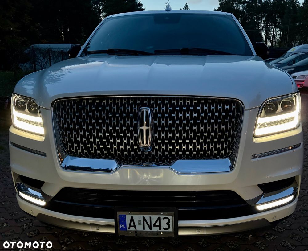 Lincoln Navigator - 10