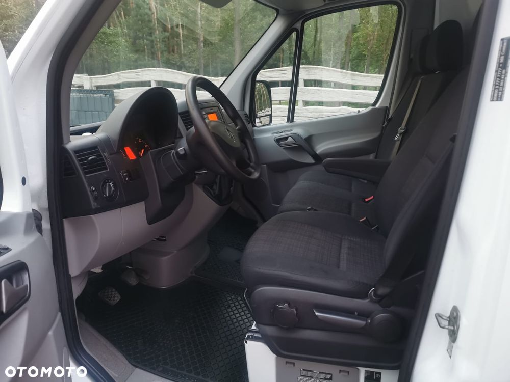 Mercedes-Benz SPRINTER 316 - 8