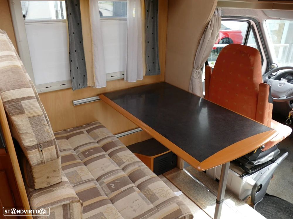 Mercedes-Benz Sprinter - 29
