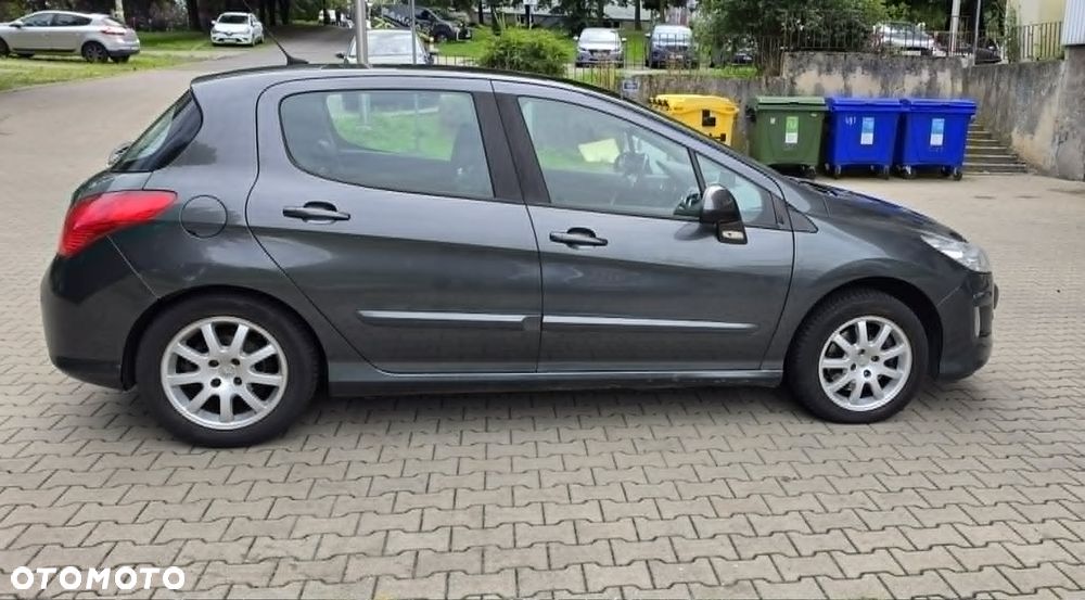 Peugeot 308 HDi FAP 135 Platinum - 3