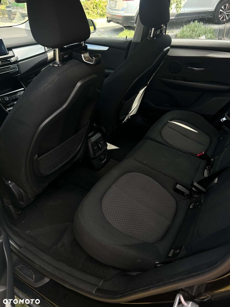 BMW Seria 2 218d xDrive Advantage - 13