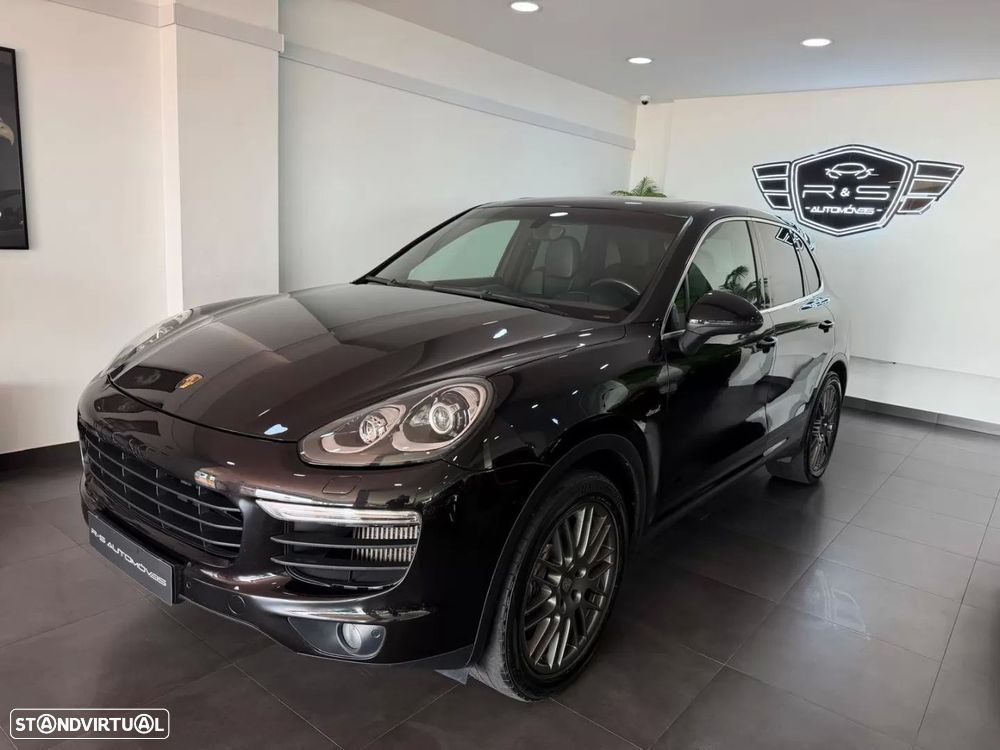 Porsche Cayenne Platinum Edition - 3