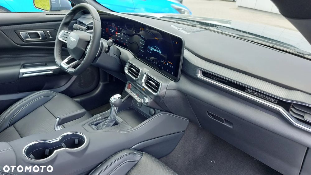 Ford Mustang - 27