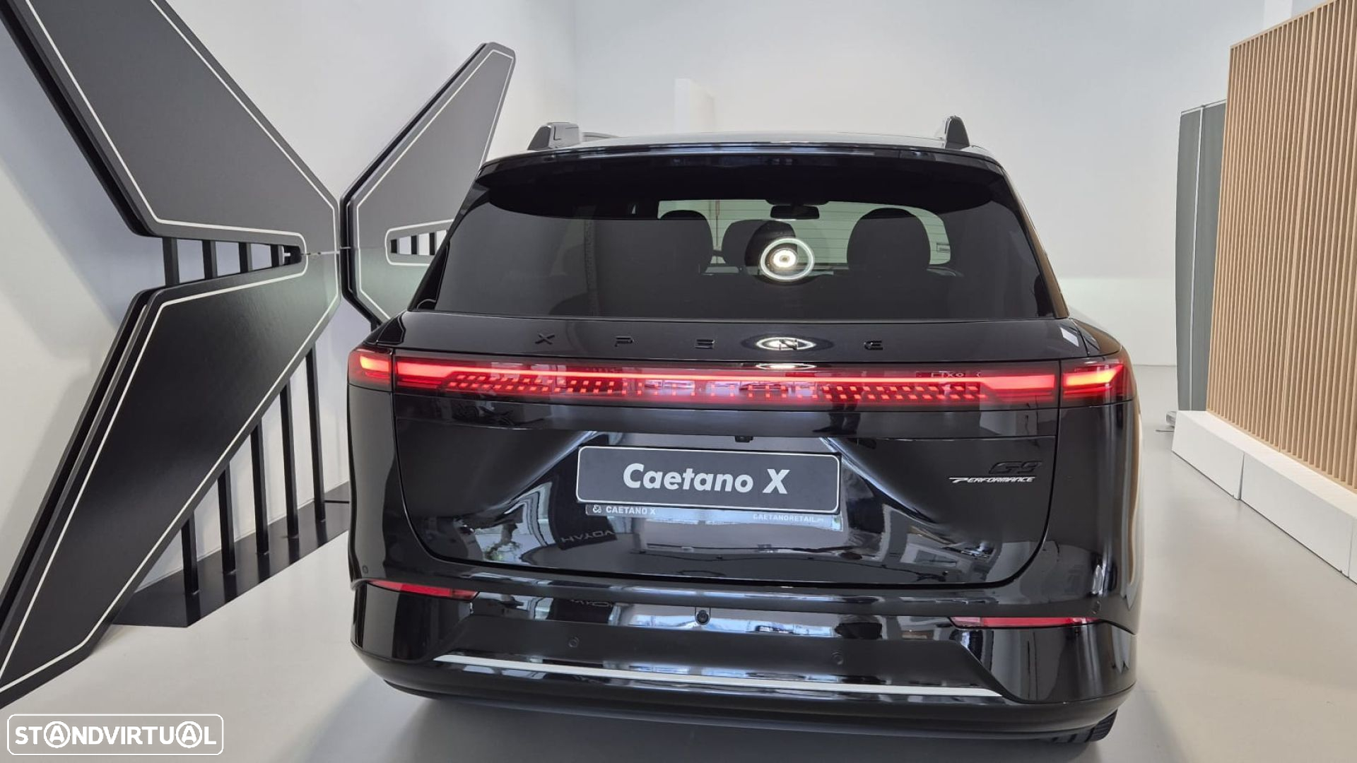 Xpeng G9 98 kWh AWD Performance - 15
