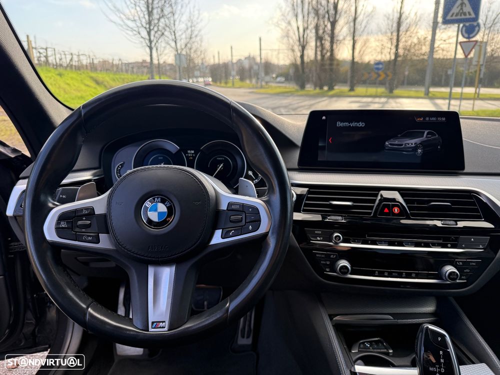 BMW 530 e iPerformance Pack M - 14