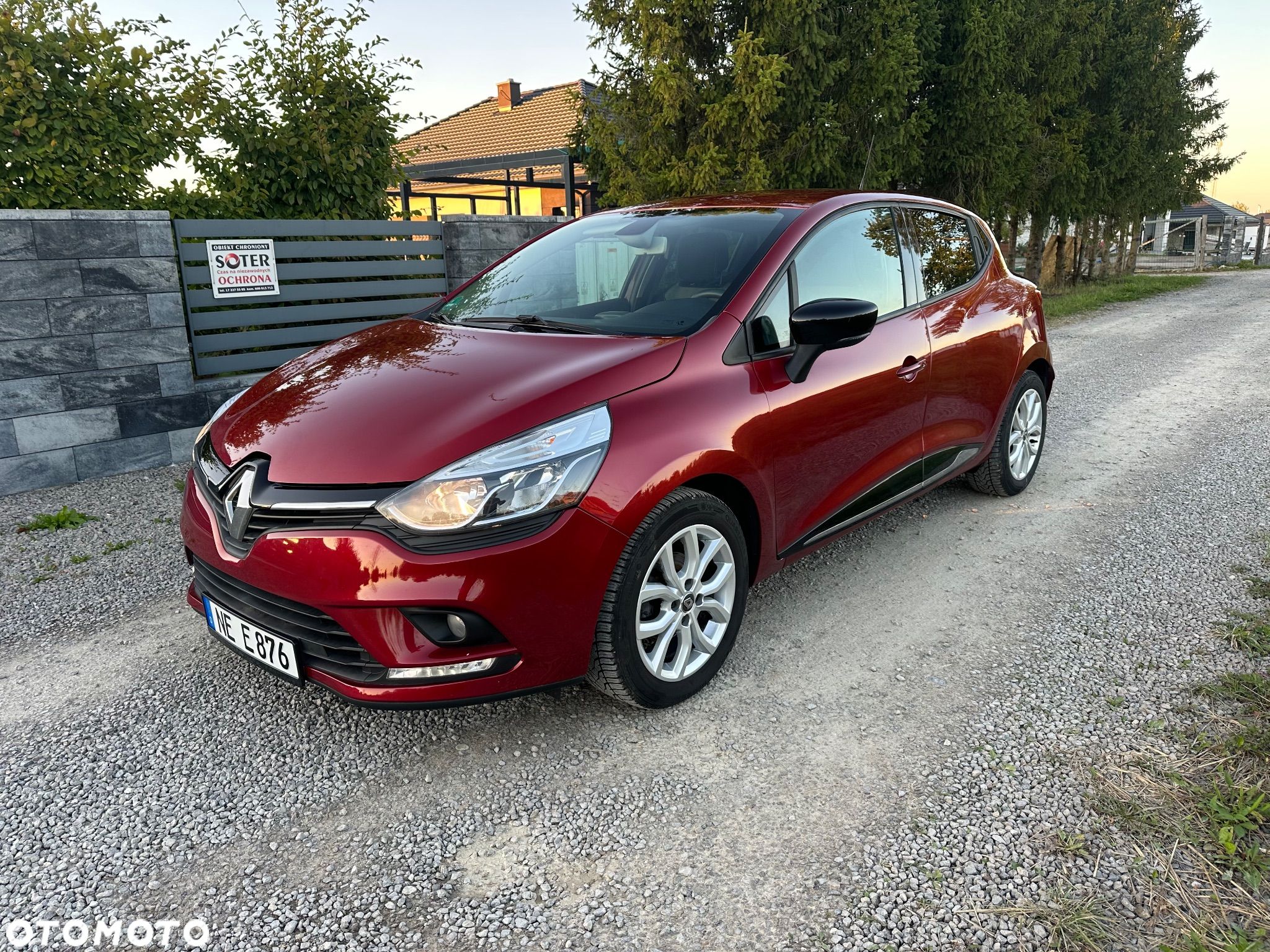Renault Clio ENERGY TCe 75 Start & Stop LIMITED 2018 - 1