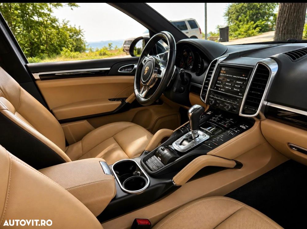 Porsche Cayenne Platinum Edition - 4
