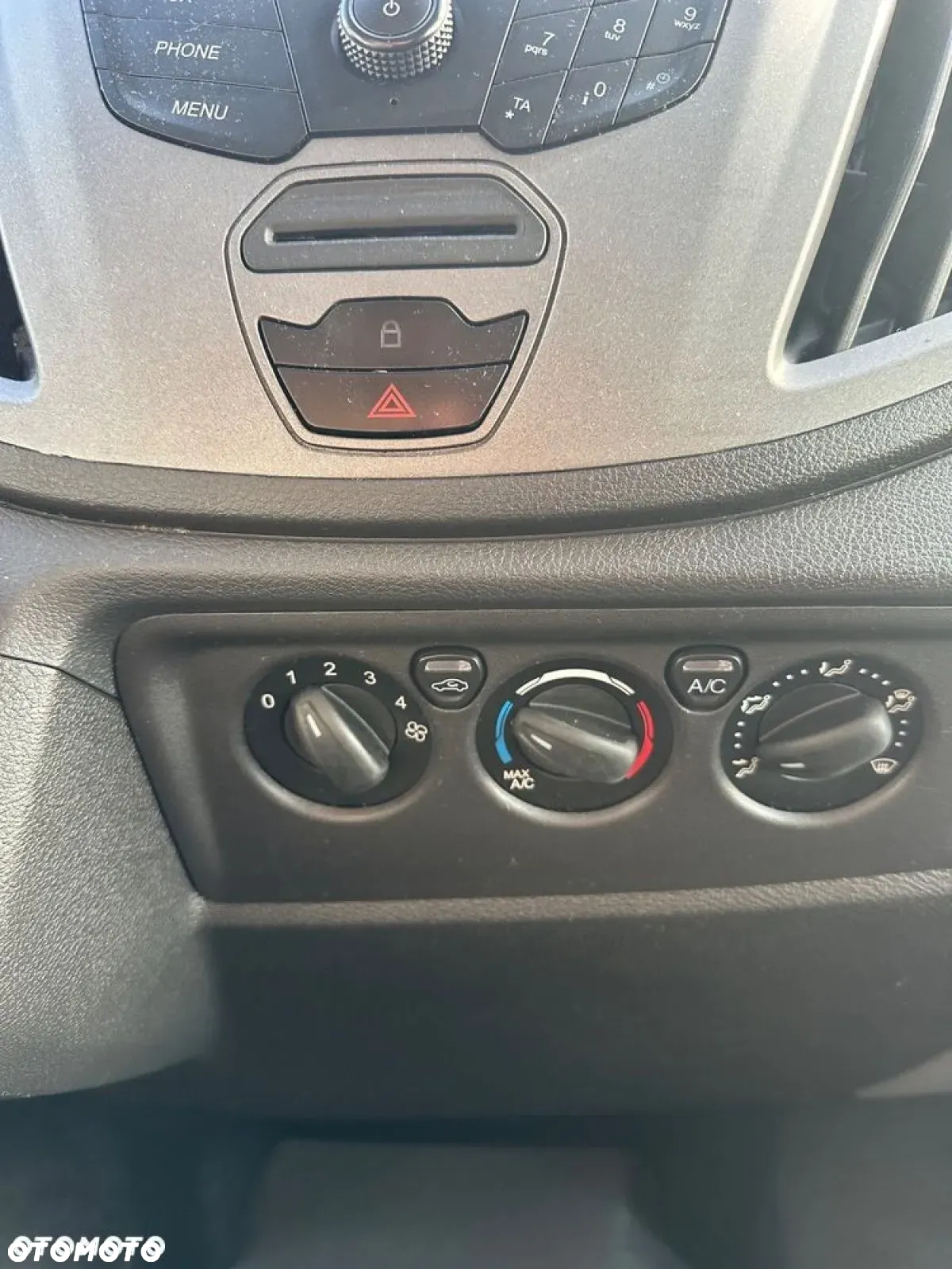 Ford Transit - 17