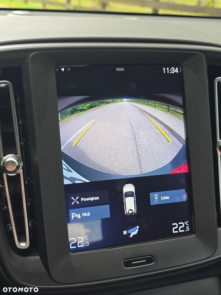 Volvo XC 40 D3 AWD Momentum Pro - 9