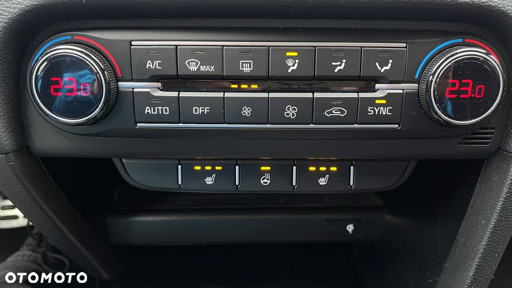 Kia ProCeed 1.6 T-GDI DCT7 OPF GT - 26