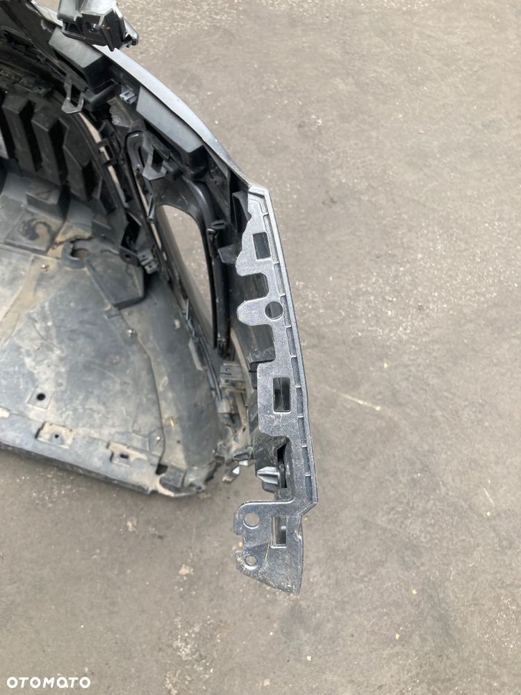 RENAULT AUSTRAL 22-> ZDERZAK  PRZEDNI PRZÓD  otwory na PDC + płyta zderzaka grill atrapa - 12