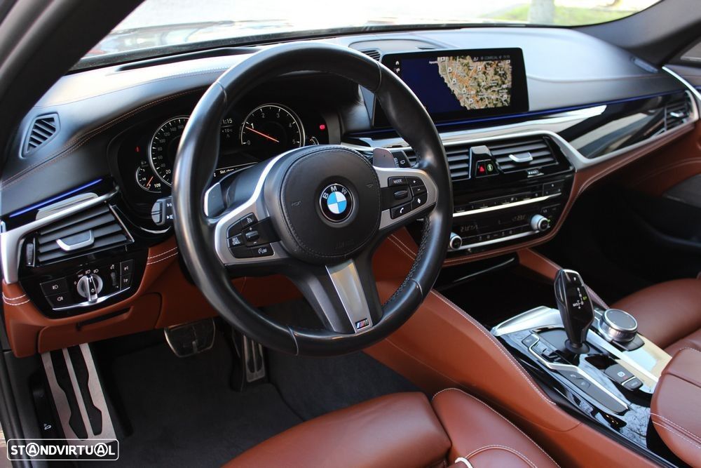 BMW 525 d Pack M Auto - 11
