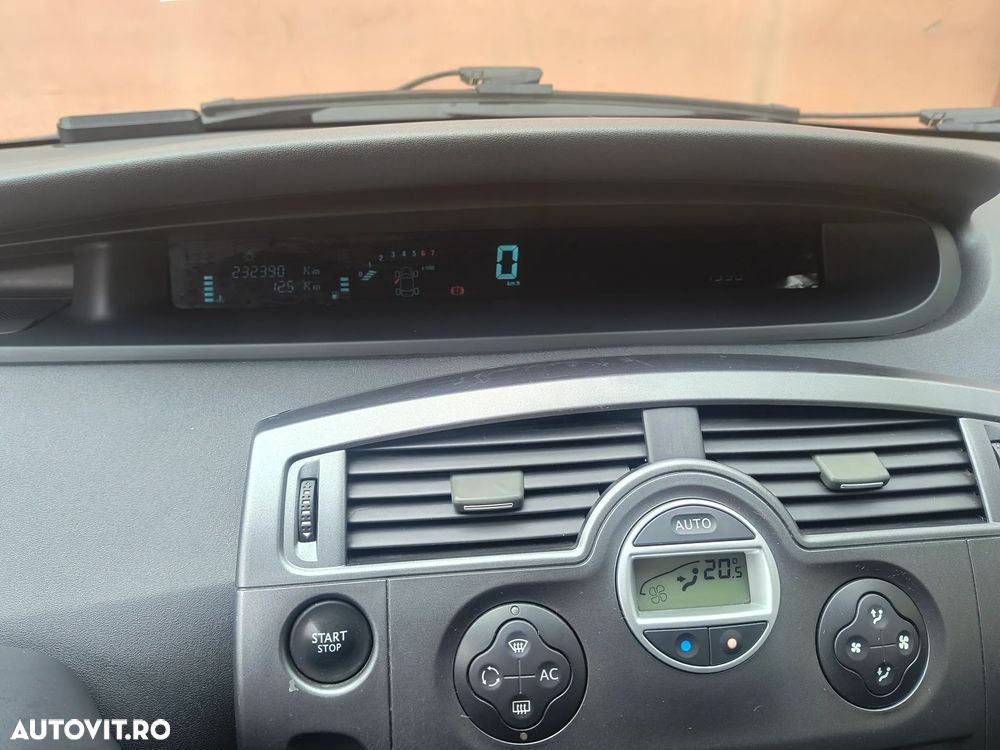 Renault Scenic II 1.6 Authentique - 7