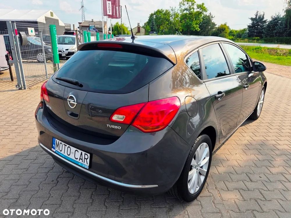 Opel Astra 1.4 Turbo Style - 9