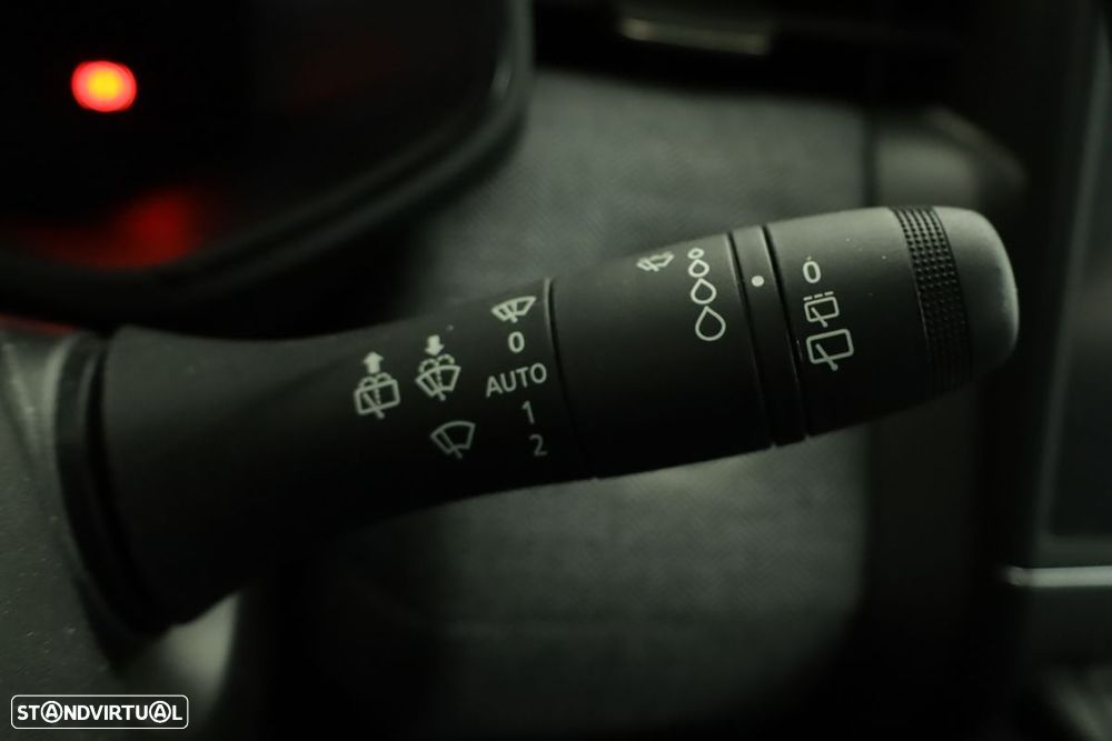 Renault Clio 1.0 TCe Techno Bi-Fuel - 17