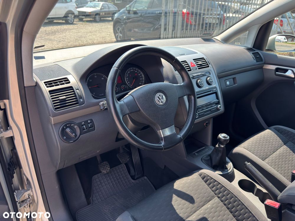 Volkswagen Touran 1.9 TDI Trendline - 19