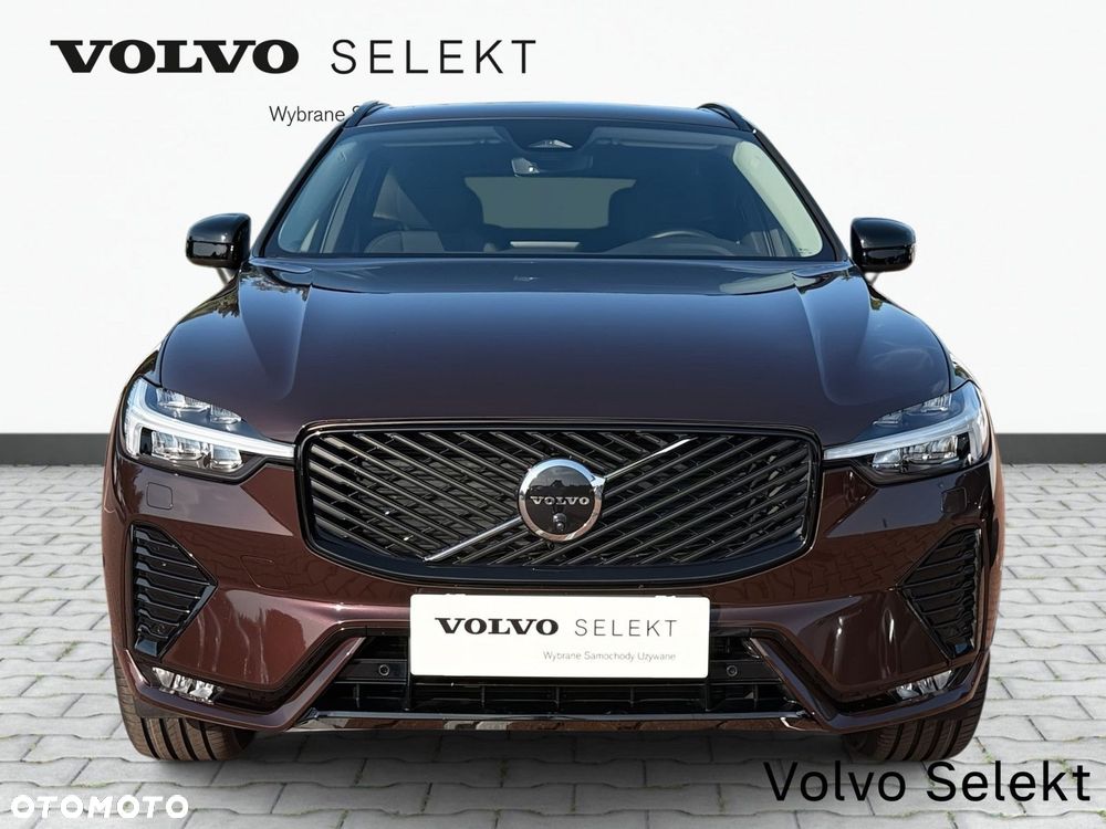 Volvo XC 60 B5 B AWD Plus Dark - 3