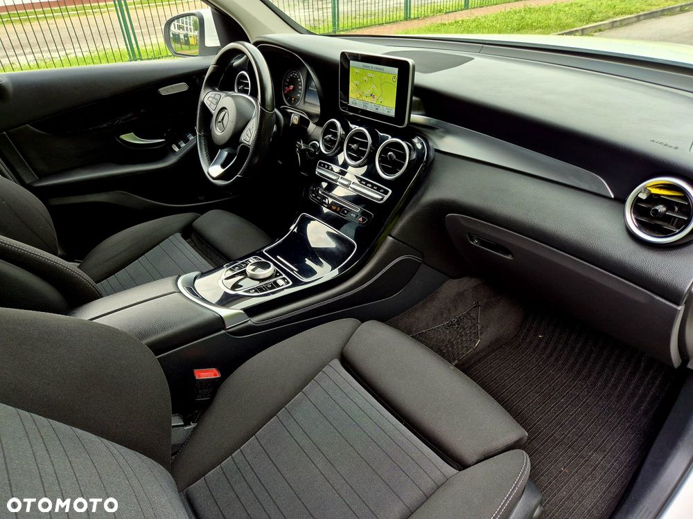 Mercedes-Benz GLC 220 d 4-Matic - 13