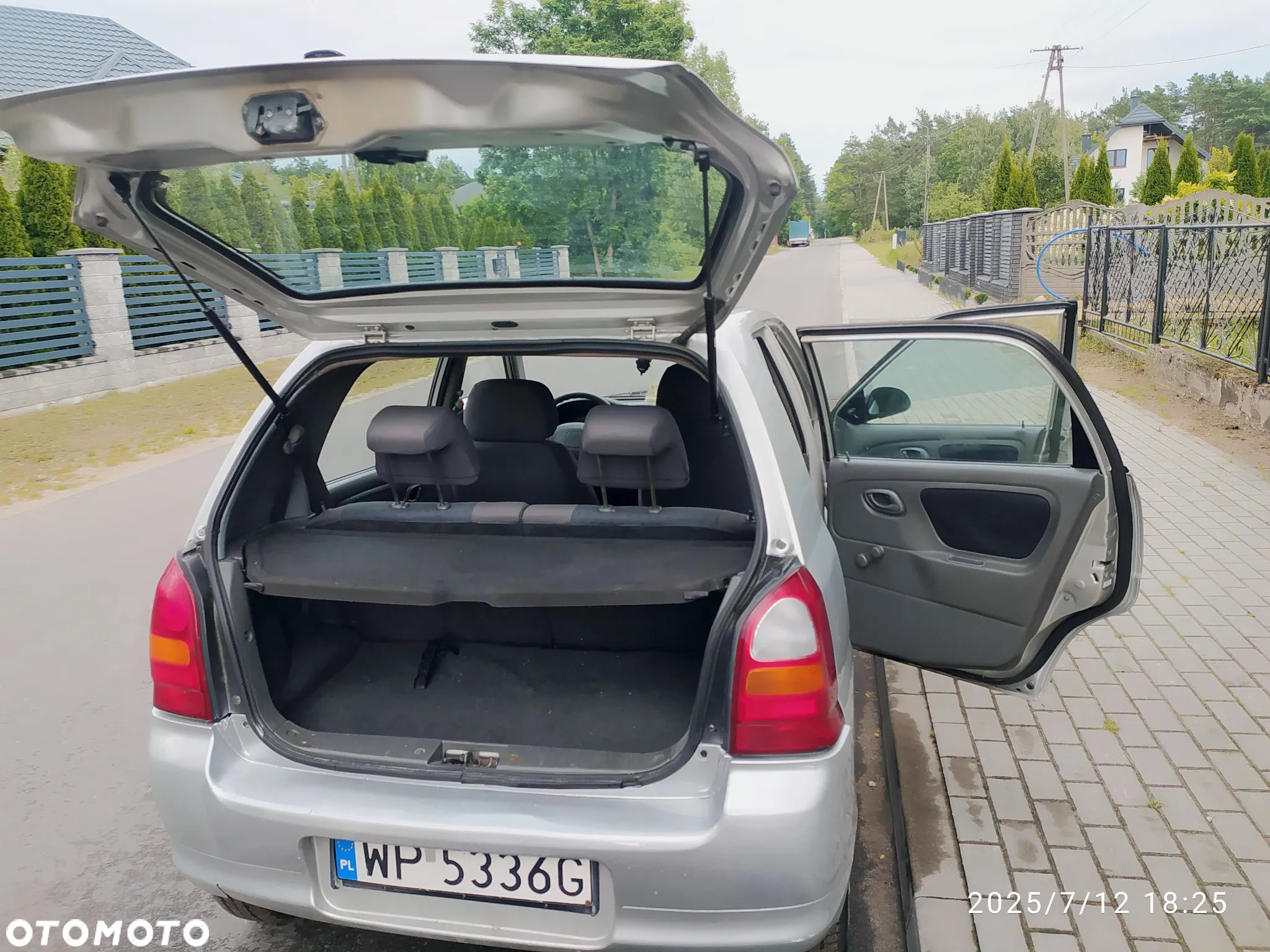 Suzuki Alto 1.1 Comfort - 12
