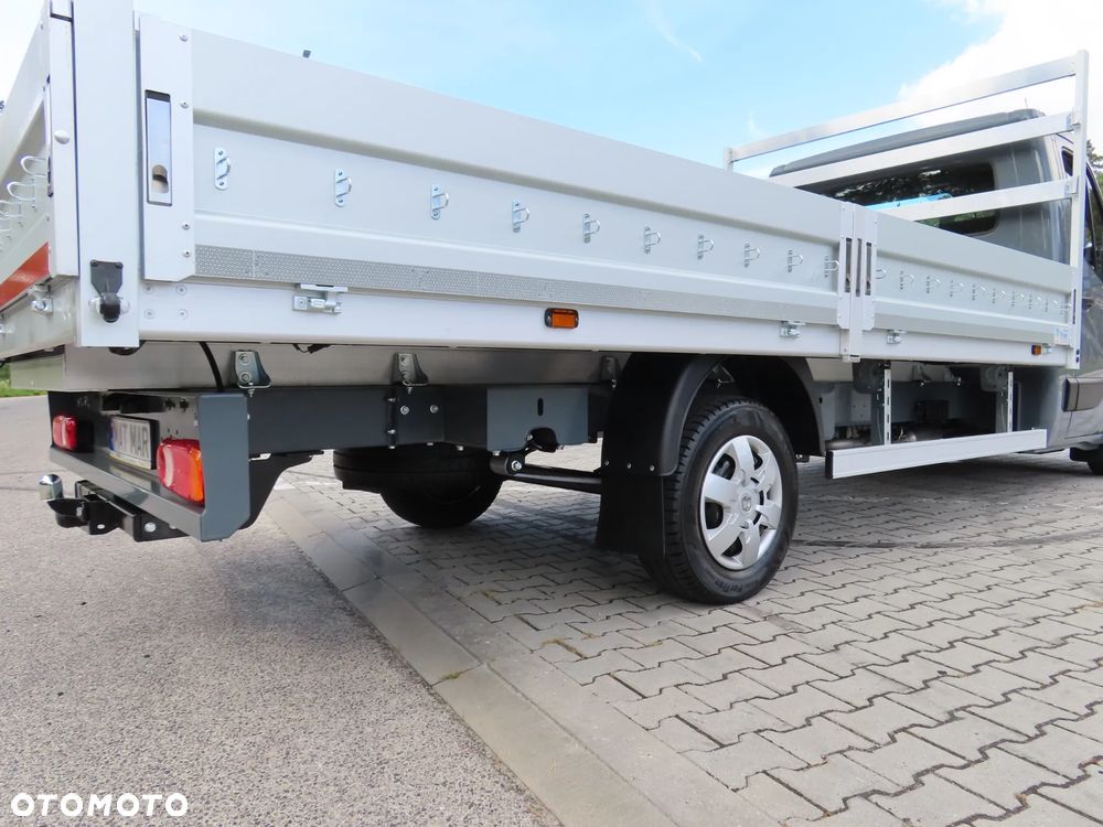 Renault Master 2.3 dCi 163 KM Skrzynia 4510 mm 9 E.Palet + Plandeka 1165 Kg Ładowność HAK 2500 Kg PEŁNA OPCJA WYPOSAŻENIA STAN JAK NOWY GOTOWY DOSTEPNY POLECAM - 17