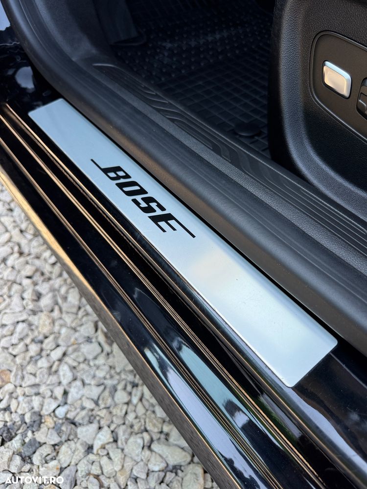 Renault Megane ENERGY dCi 130 BOSE EDITION - 17