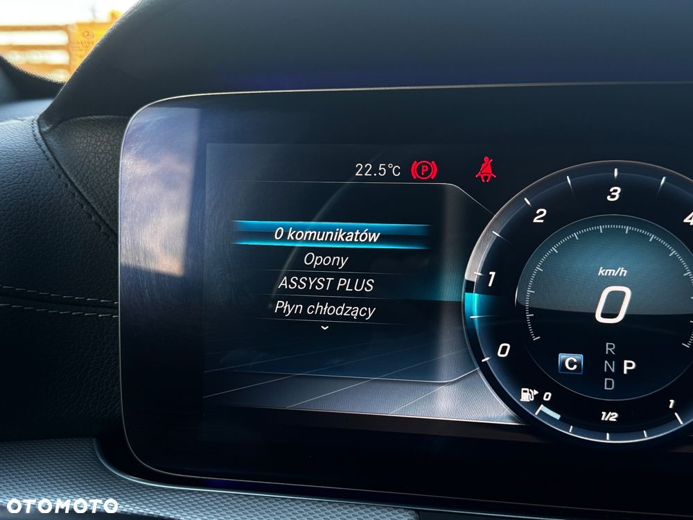 Mercedes-Benz Klasa E 220 d 4-Matic 9G-TRONIC - 25