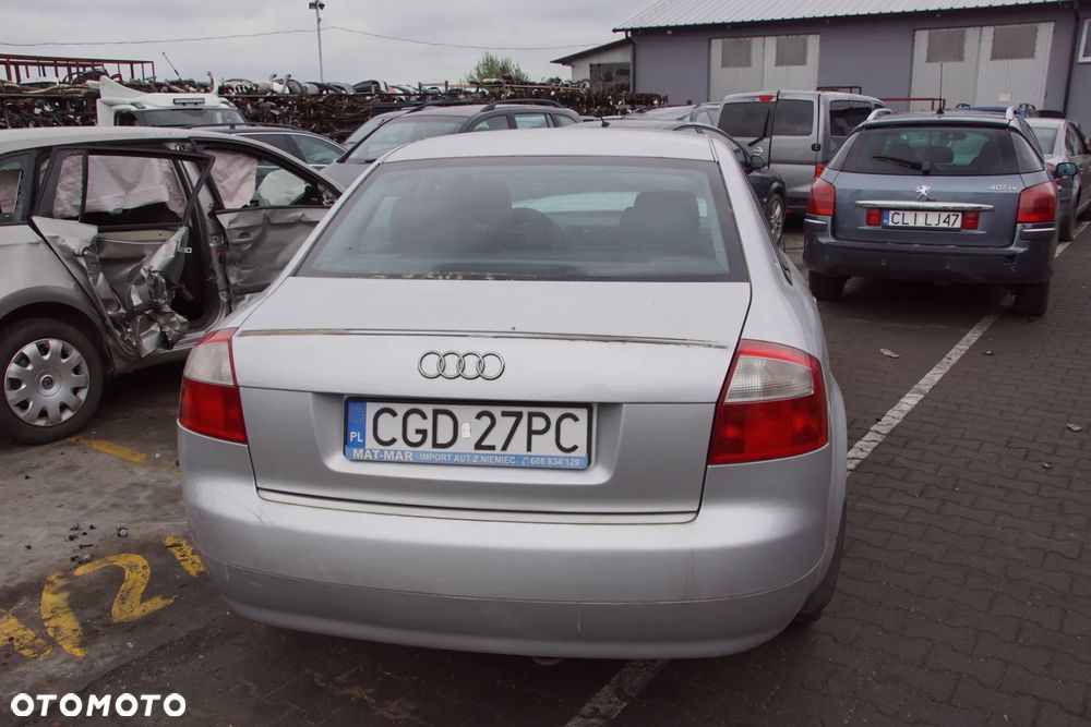 Auto na części - Audi A4 B6 1.9 TDI 131 KM AWX FEC LY7W 2001R Silnik Skrzynia Drzwi Maska Błotnik Klapa Zderzak Lampa Lusterko Klamka Szyba Deska Kokpit Sterownik Moduł Czujnik Licznik Panel Kierownica - 6