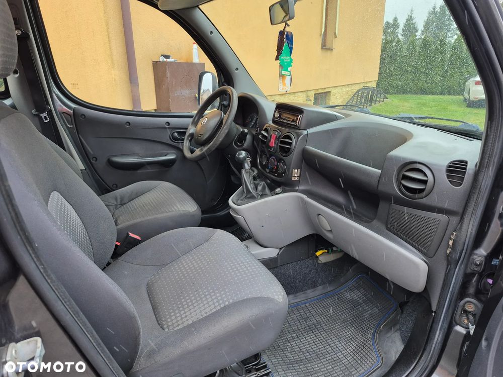 Fiat Doblo 1.3 JTD Family - 12