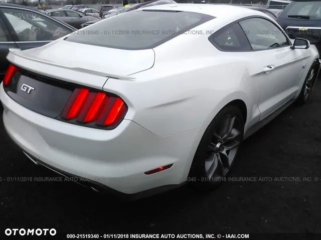 Ford Mustang 5.0 V8 GT - 25
