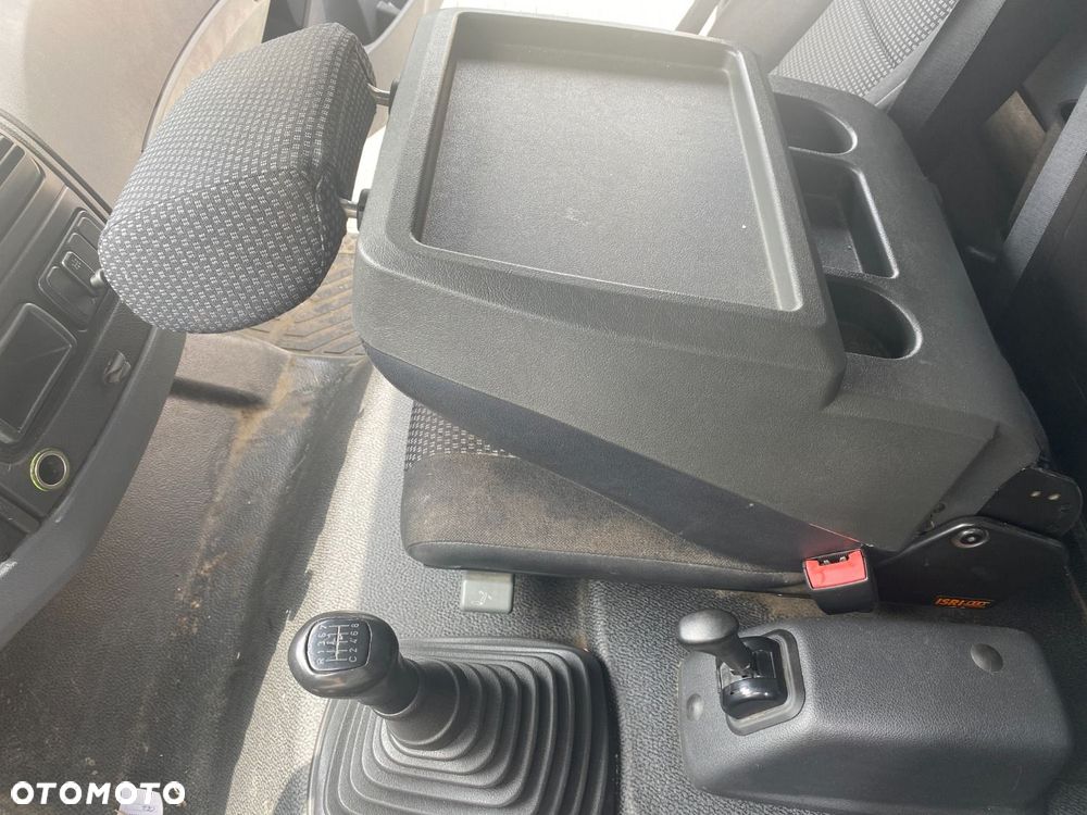 Versalift Atego 1226 Af 4X4 + Pojízdná Dílna - 12