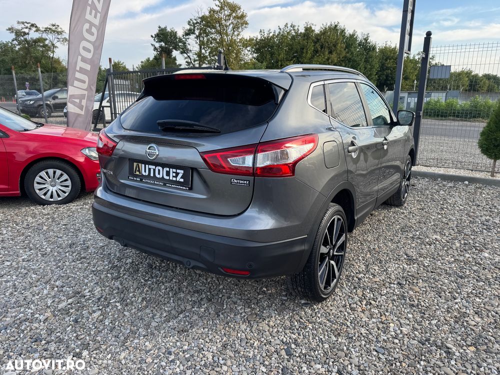 Nissan Qashqai 1.6 DCI Xtronic TEKNA - 6