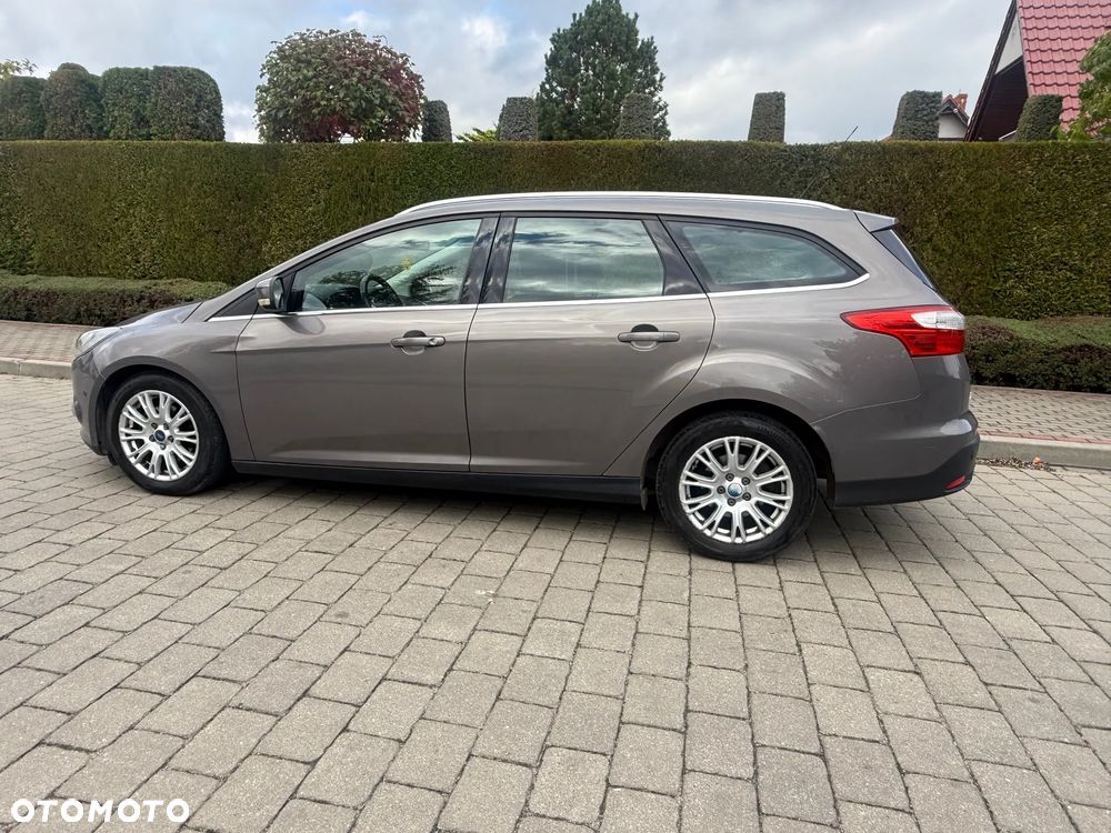 Ford Focus 1.6 TDCi DPF Start-Stopp-System SYNC Edition - 11