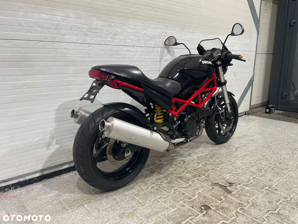 Ducati Monster - 24